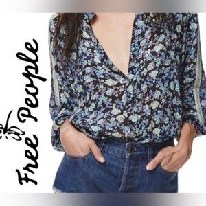 Free People Floral button front Women's blouse. Boho sheer top.Feminine, size m